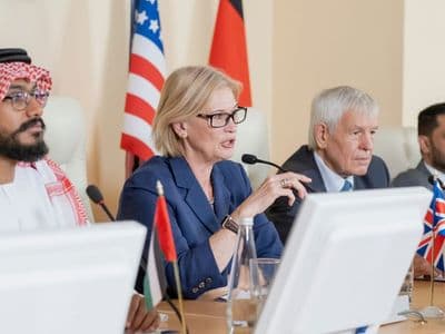New Leadership Programs Empower Local Officials to Tackle Climate Challenges