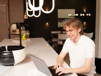 Small Businesses Drive Economic Growth in 2025