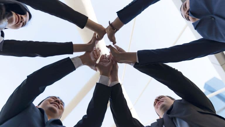 The Future of Leadership in 2025: How Innovation, Adaptability, and Empathy Are Shaping Modern Business