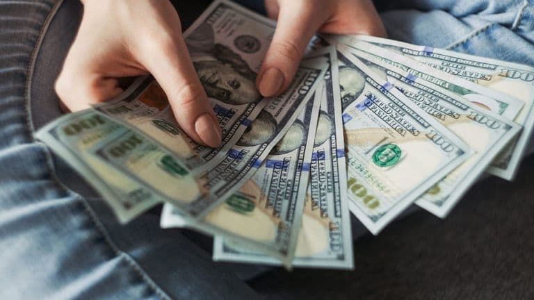 Understanding the Impact of Interest Rate Changes on Your Investments