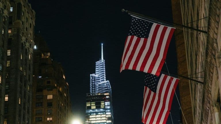 Corporate Growth Focus Shifts as U.S. Economy Outperforms Expectations