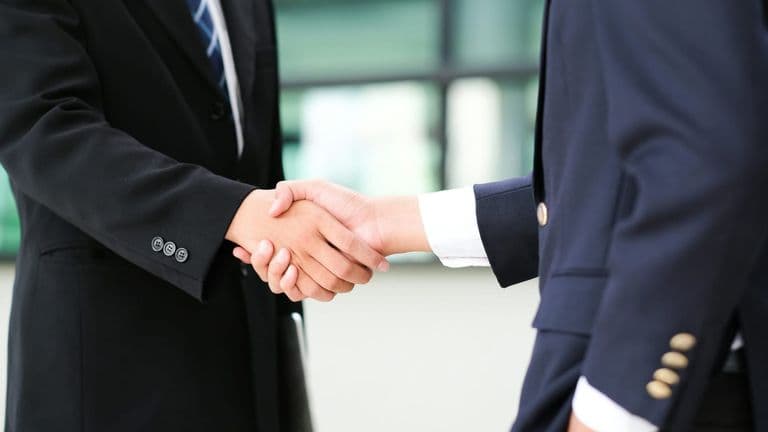 Palantir and Accenture Forge Strategic AI Alliance to Modernize U.S. Federal Operations