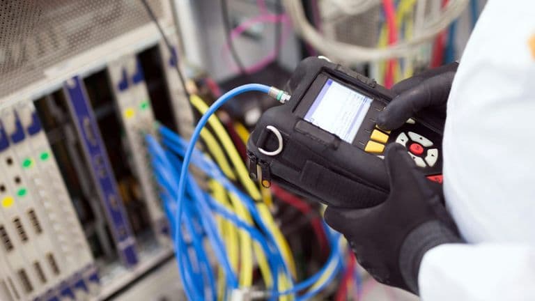 Amphenol Expands Fiber‑Optic Reach Through $10.5 Billion CommScope Deal