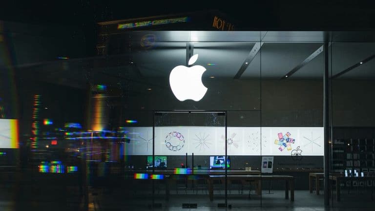 AMP’s Ripple Effect: What Apple’s U.S. Gamble Means for Start-Ups