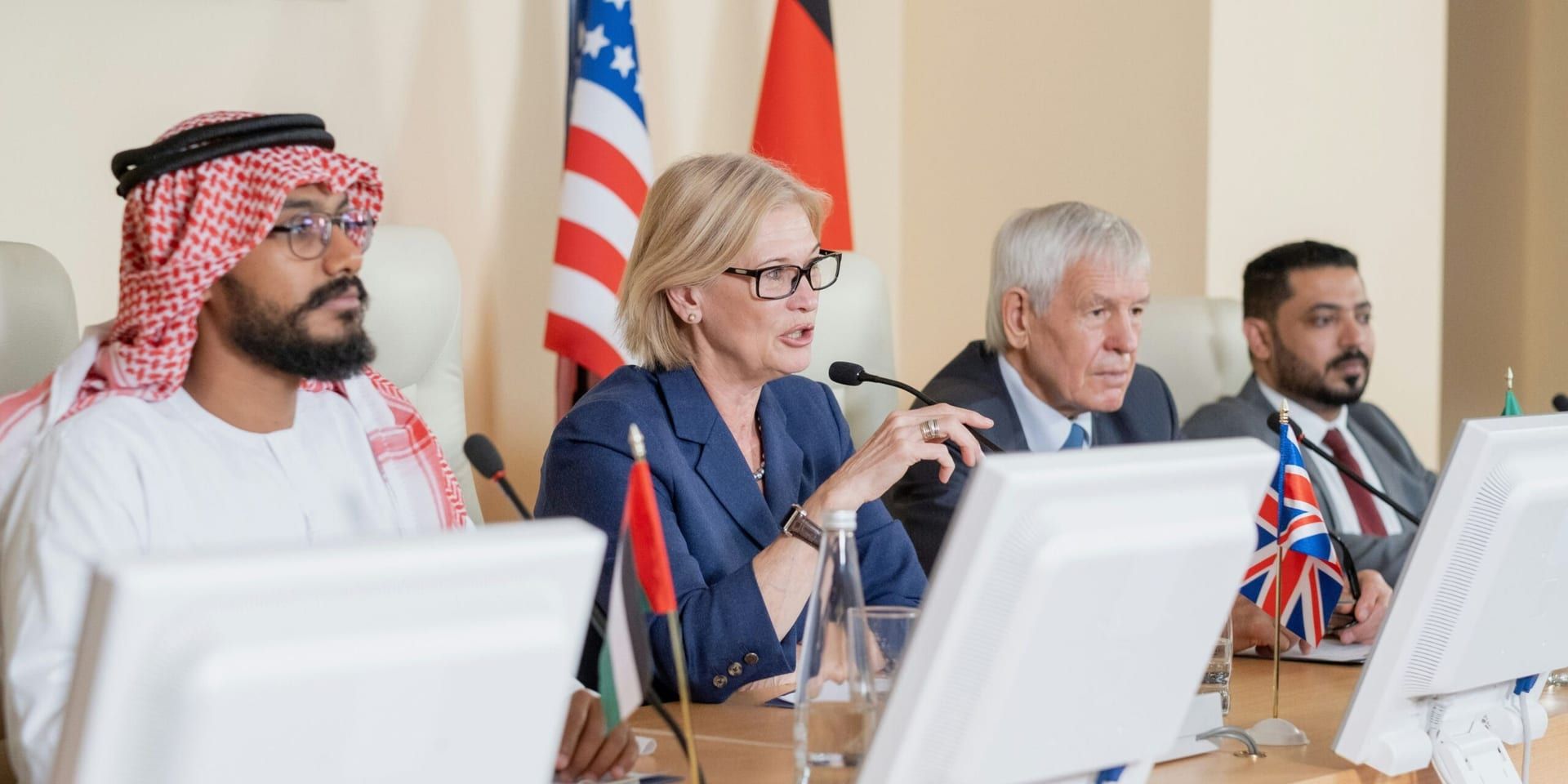 New Leadership Programs Empower Local Officials to Tackle Climate Challenges