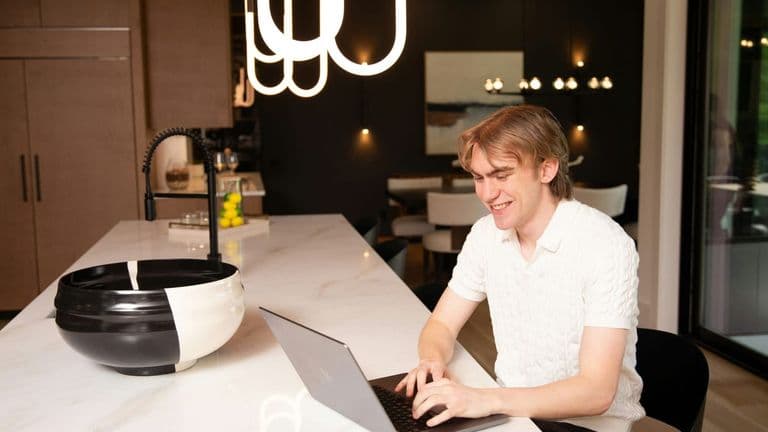 Small Businesses Drive Economic Growth in 2025