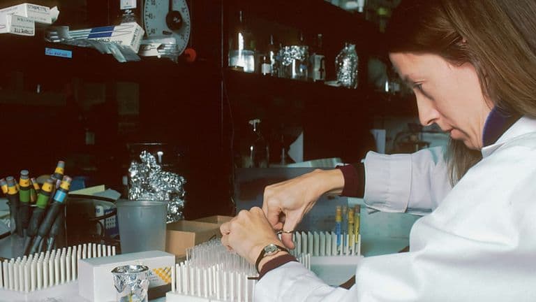 Mayo Clinic’s Microbiome Biobank Pioneers Personalized Cancer Treatment