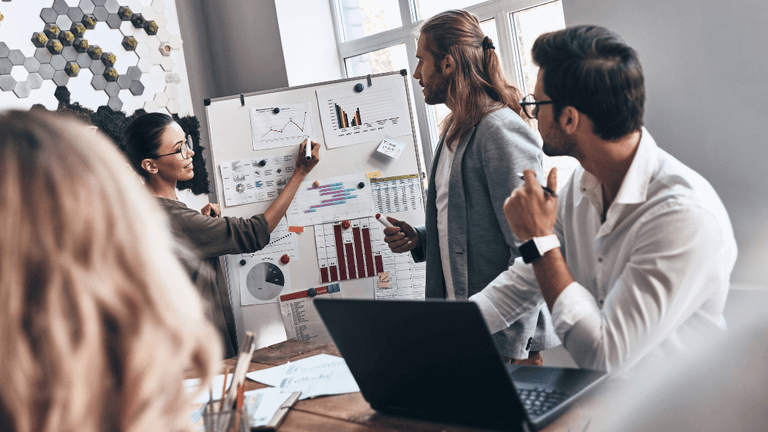 U.S. Business Leadership & Innovation Trends Shaping the Economy